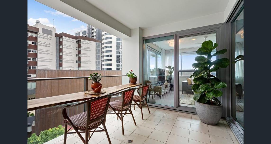 Link Portside Wharf Apartment Hotel Brisbane Exterior photo