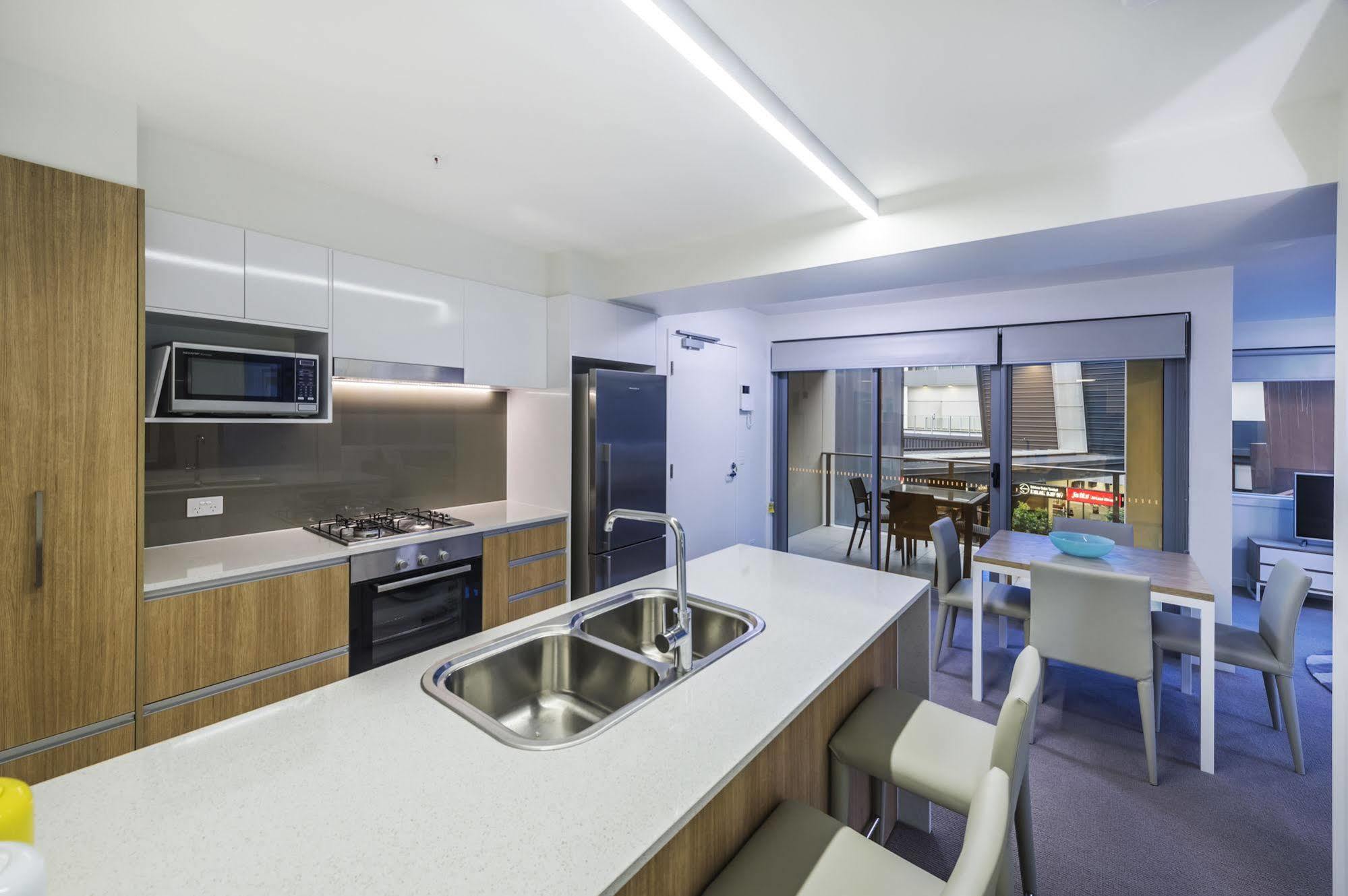 Link Portside Wharf Apartment Hotel Brisbane Exterior photo